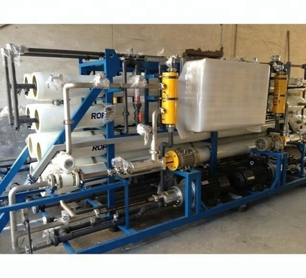 Sistem desalinasi air laut bertenaga surya yang terkontainer dengan sistem RO reverse osmosis