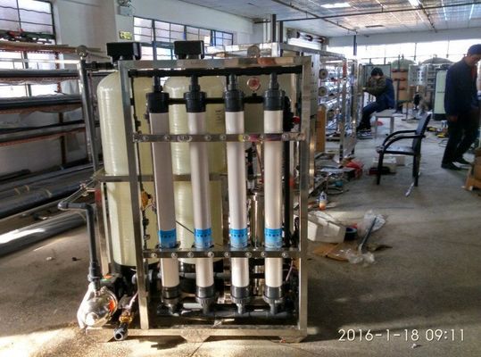 99,99% Pengolahan Air Sistem Ultrafiltrasi, FRP Filter 2000 lph rO plant
