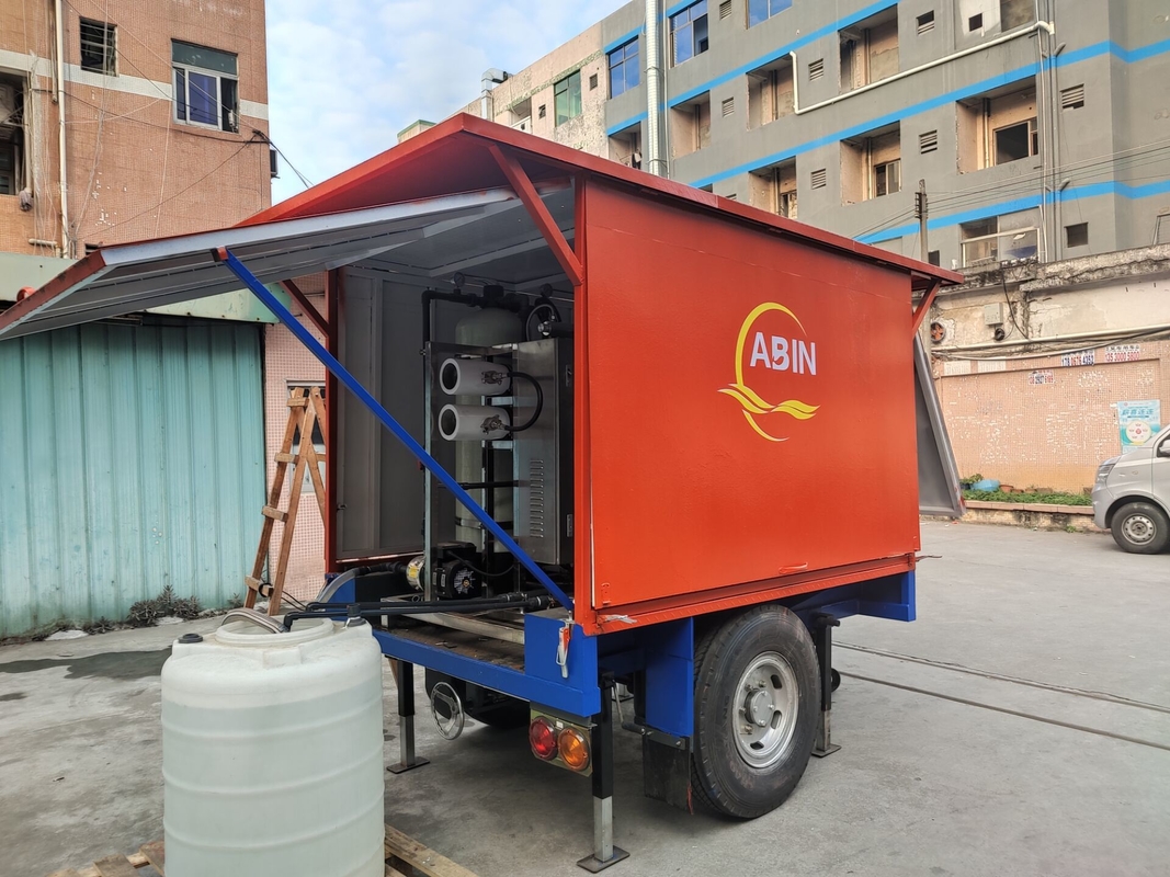 Tow Truck Trailer Car Mobile Water Tretment Mobile Demineralizer Tralier Reverse Osmosis Trailer Dijual