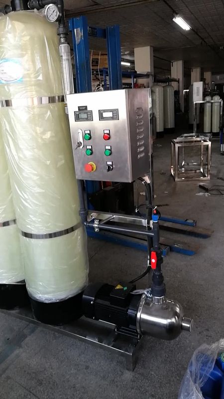 Sistem Air Deionisasi 3KW, Filter Resin Pertukaran Ion 60% - 75% Pemulihan